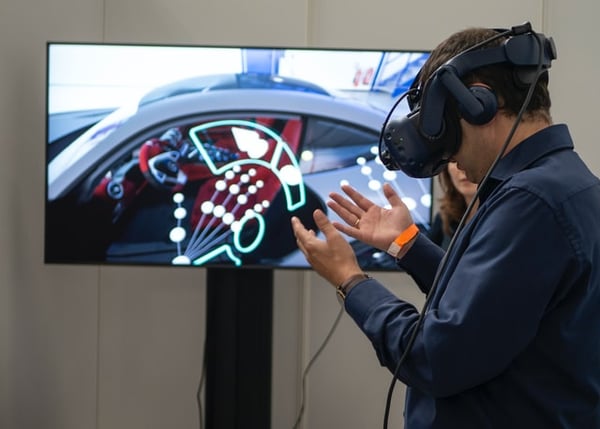 A demonstration of virtual reality, using a controller-less setup.